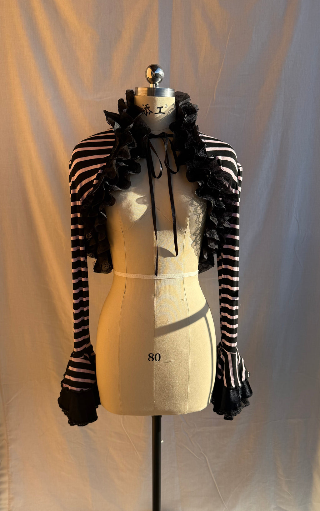 The Avril Bolero